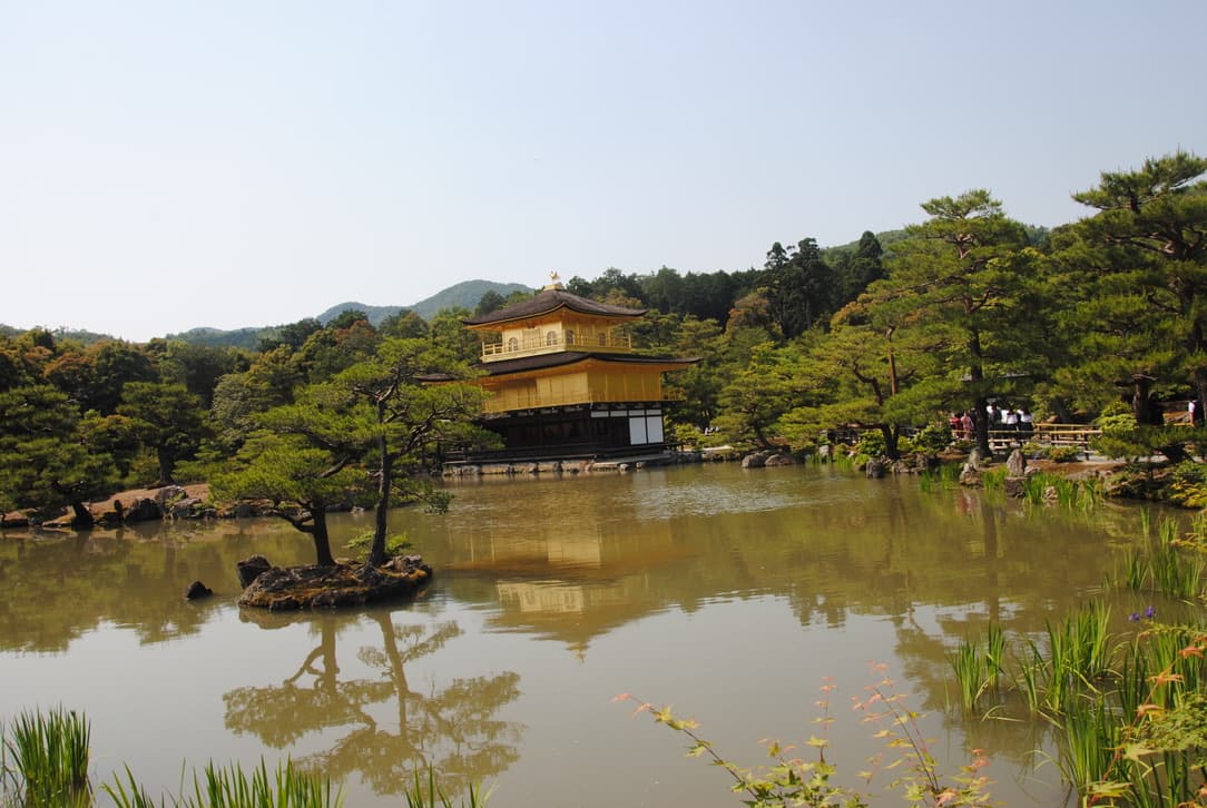 panoramica sul kinkakuji
