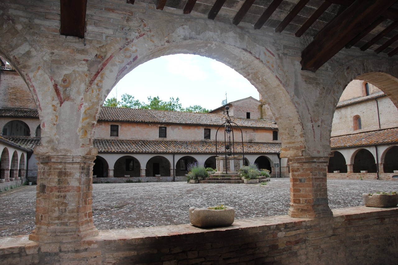 Abbadia di Fiastra