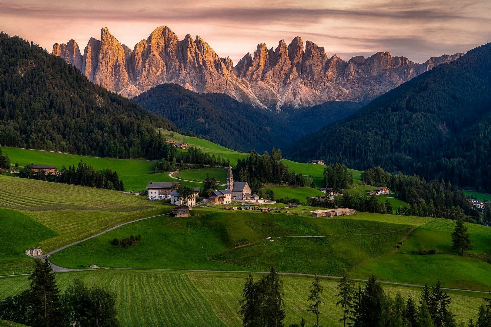 La Chiesa di Santa Maddalena in Val di Funes