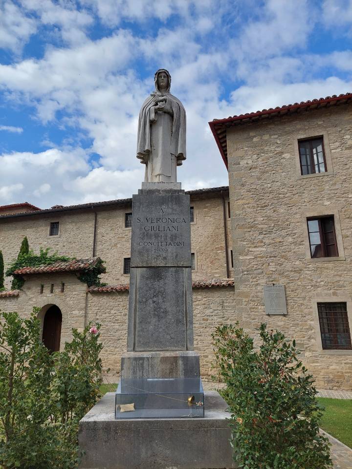 Statua Santa Veronica a Mercatello sul Metauro