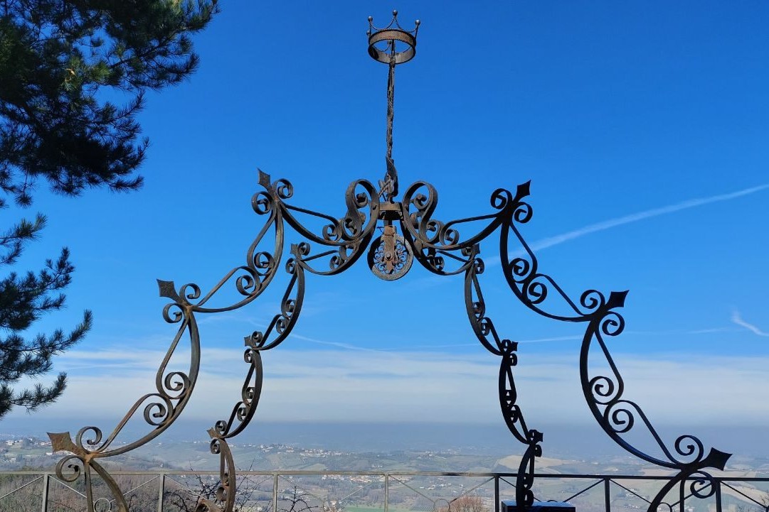 Panorama da Montefiore Conca
