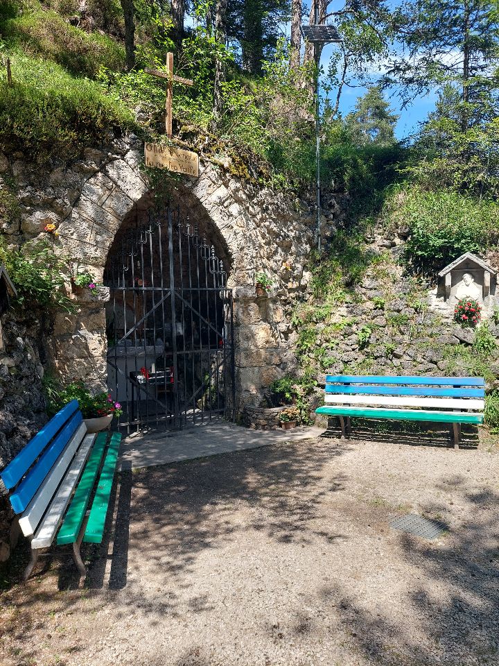 Grotta di Lourdes a Vigo di Fassa