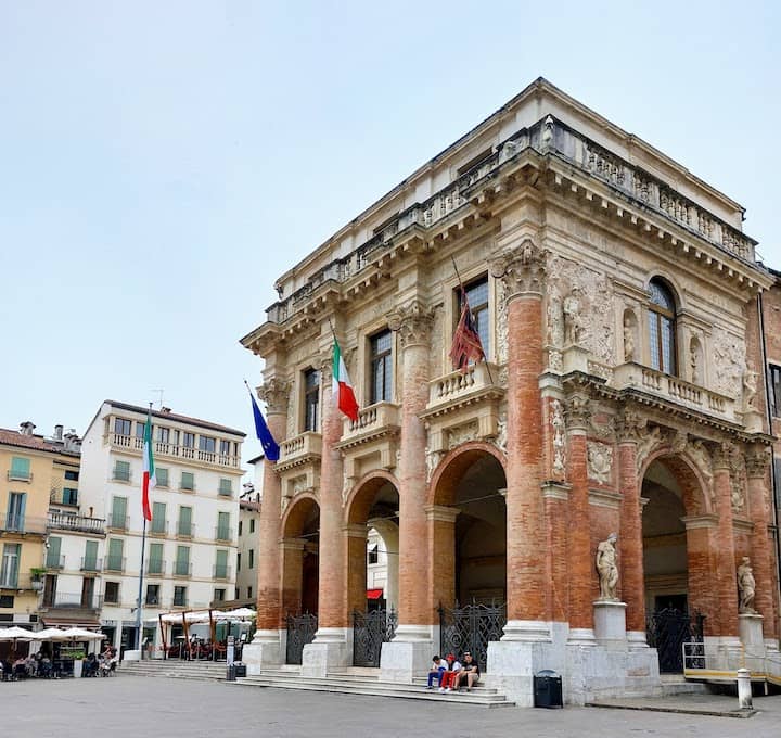 Loggia del Capitaniato
