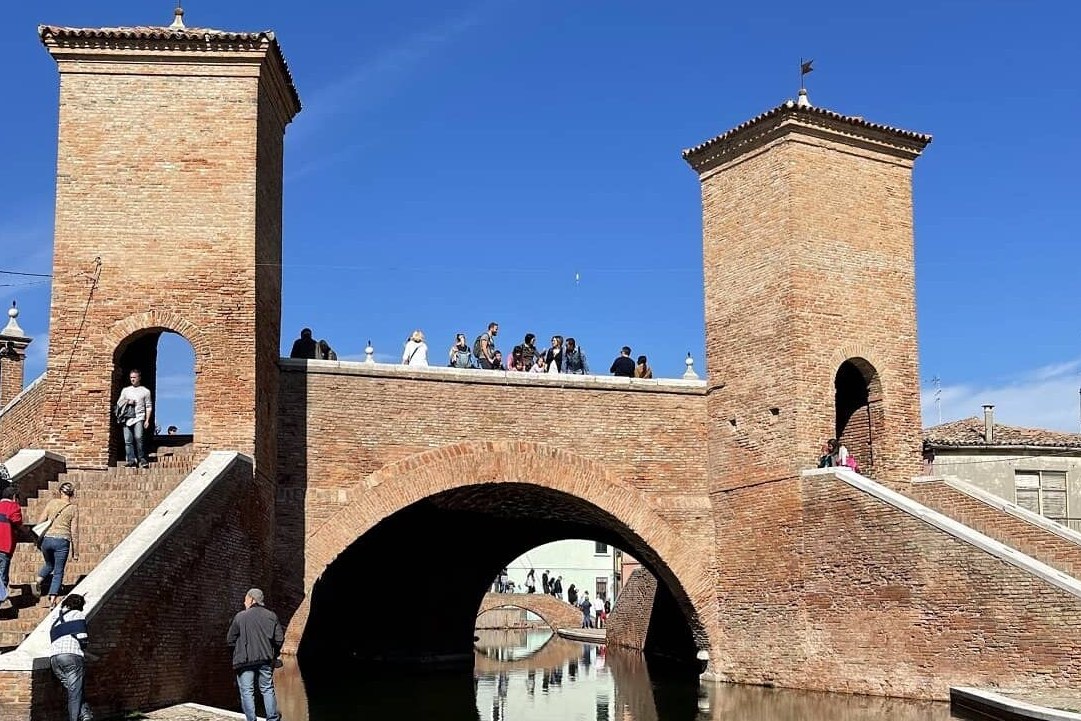 comacchio ponte dei trepponti