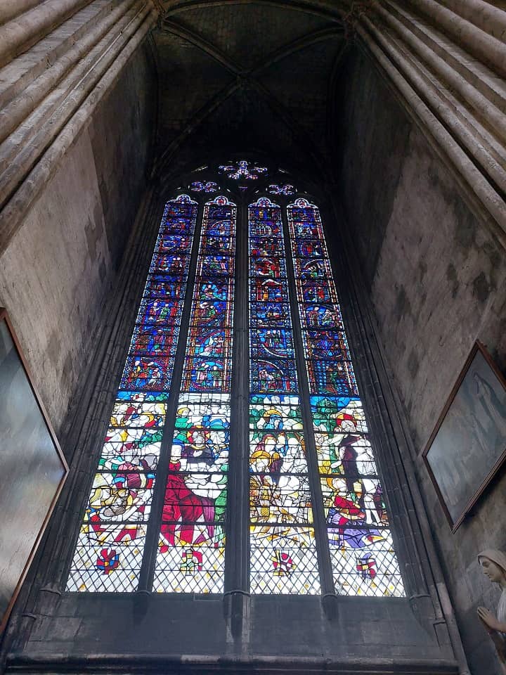 Vetrata della cattedrale di Notre Dame
