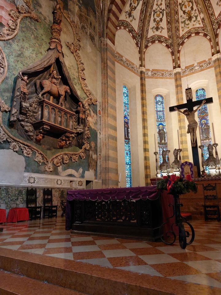 altare chiesa di sant'anastasia