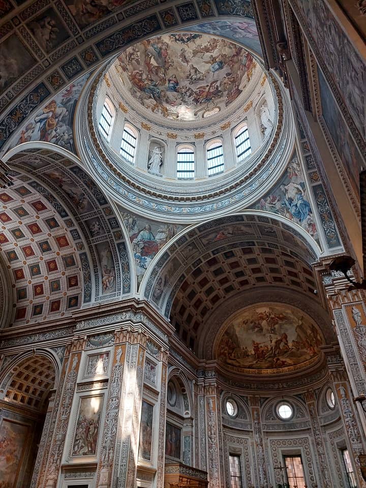 la cupola della basilica di sant'andrea