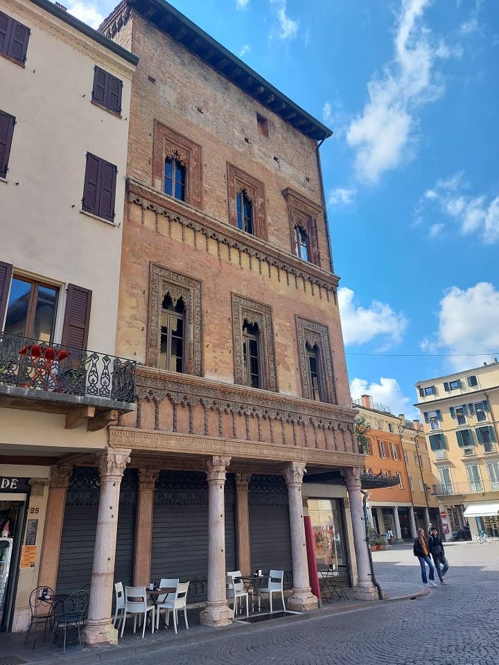 facciata della casa del mercante