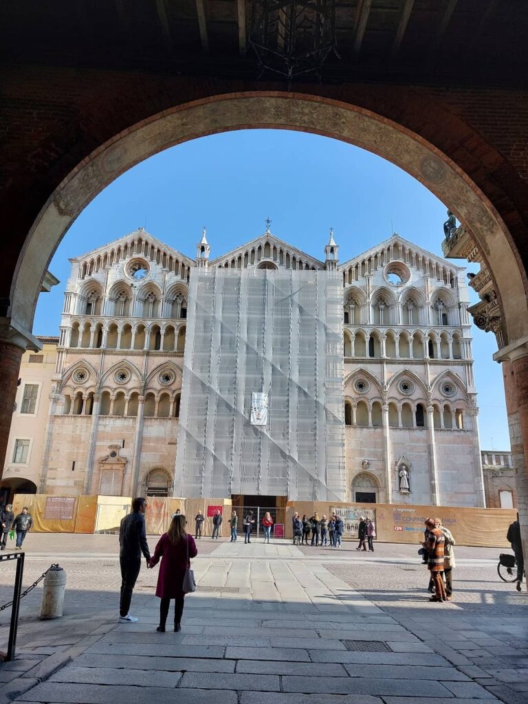 cattedrale san giorgio di ferrara