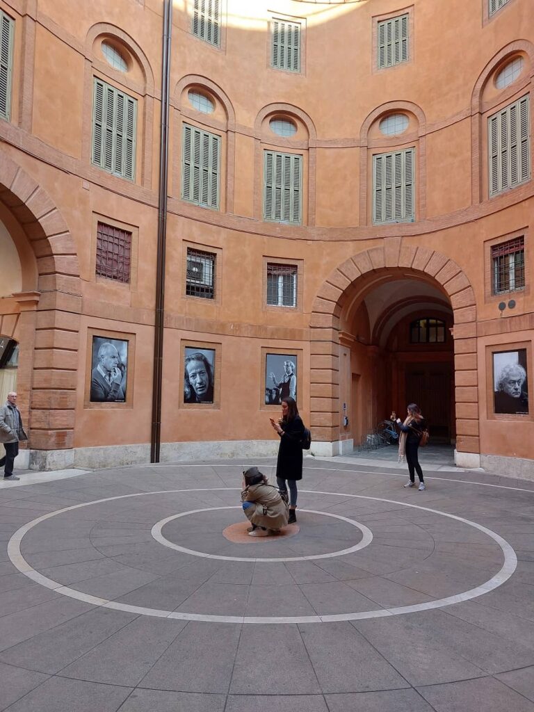 cortile interno teatro di ferrara