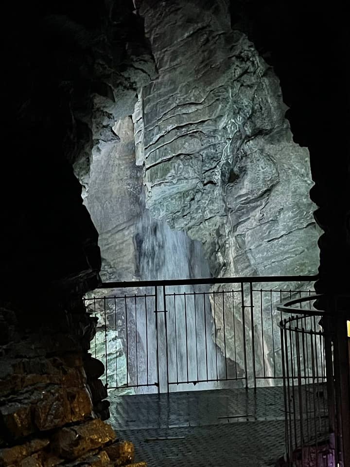 vista cascate del varone