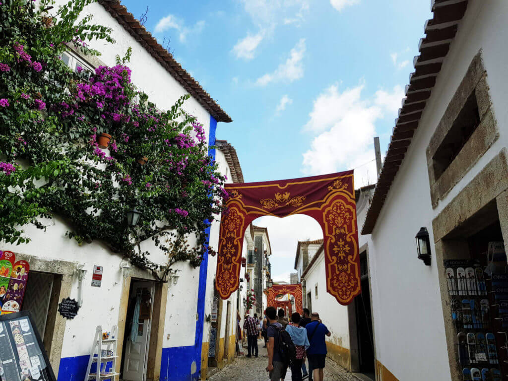 rua direita vicolo fiorito obidos