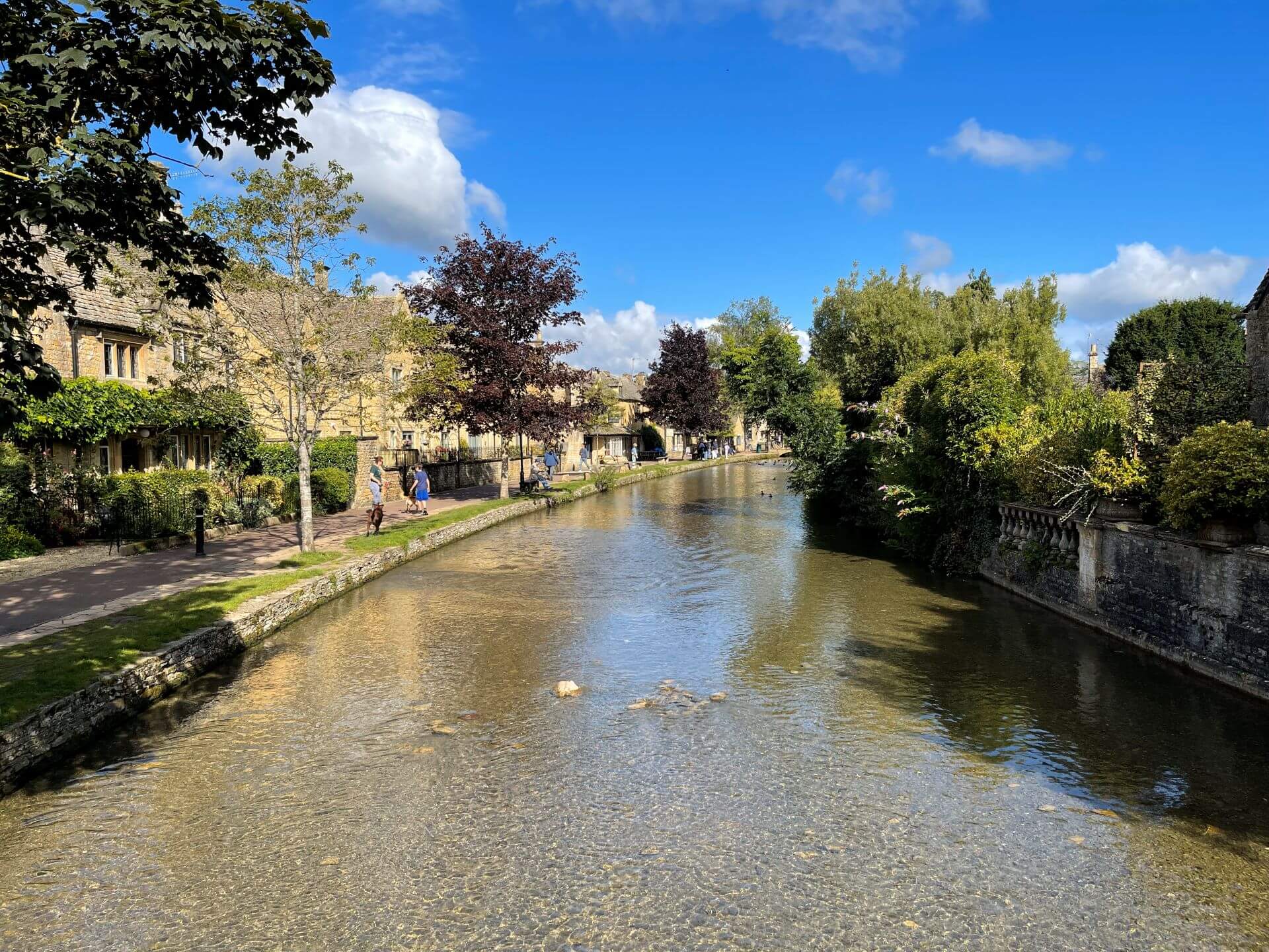 cotswolds bourton on the water