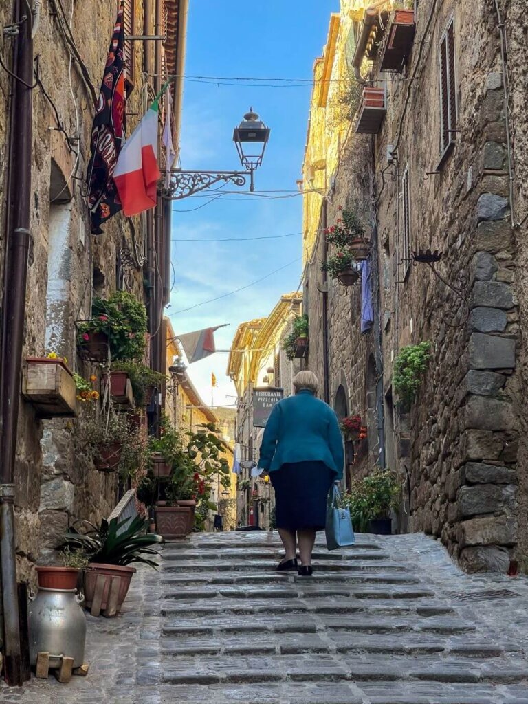 borgo di bolsena