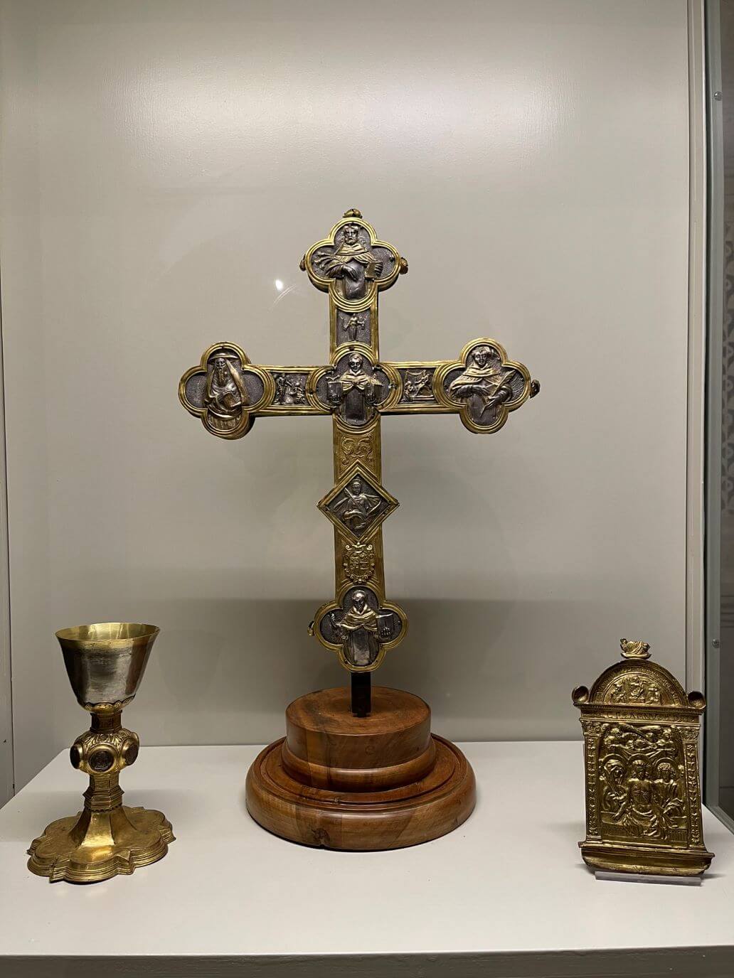 collezione del tesoro della cattedrale nel palazzo dei papi