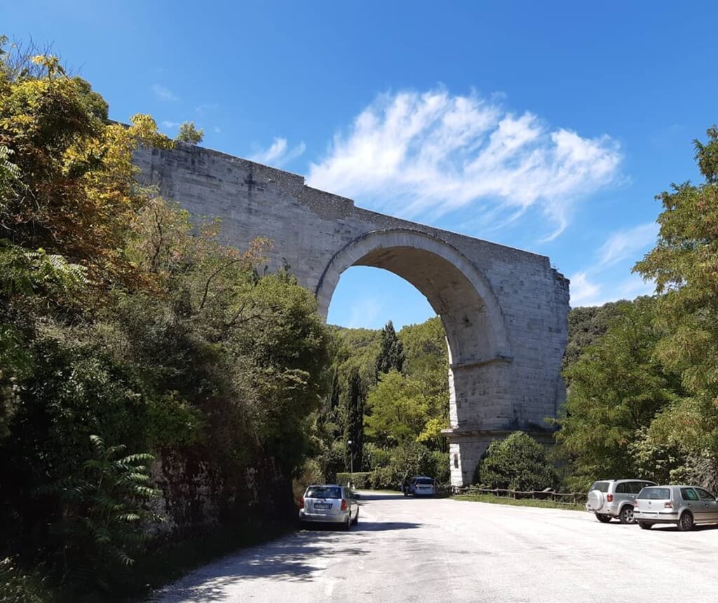ponte di augusto