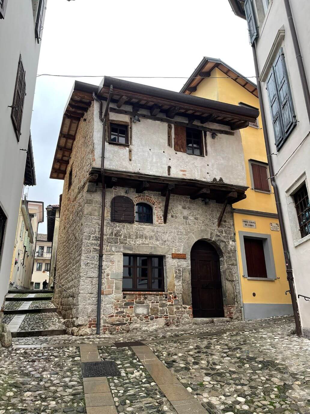 casa medioevale di cividale del friuli