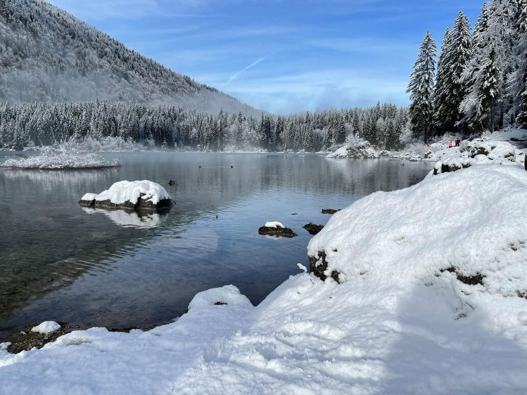 laghi di fusine con la neve