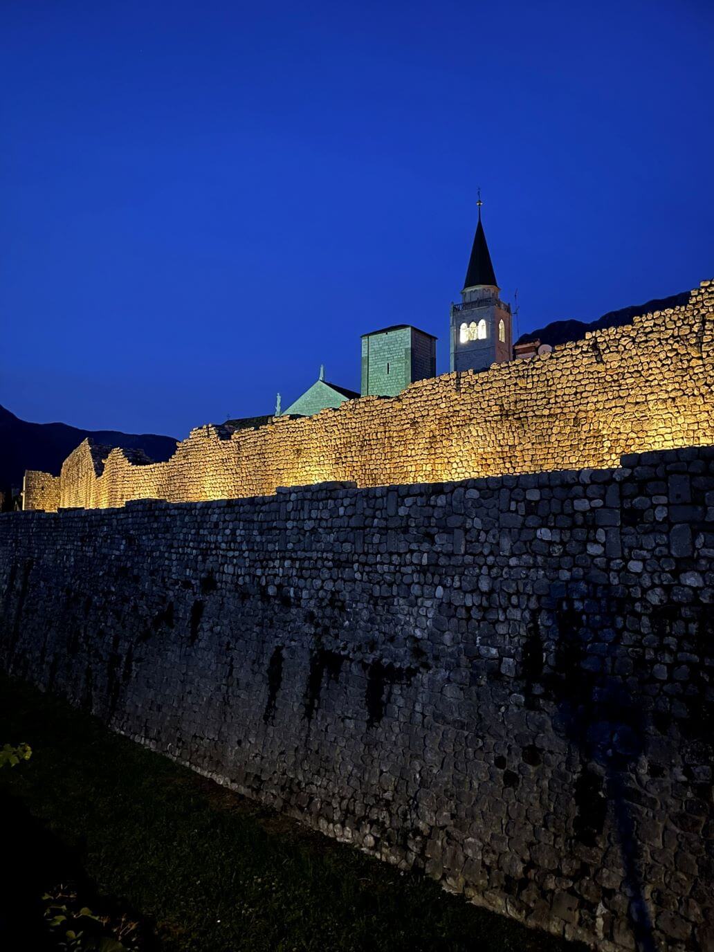 le mura del borgo