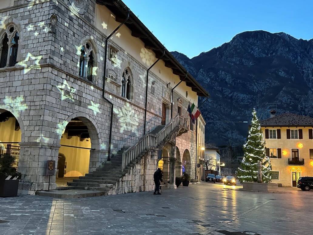 la piazza principale a natale