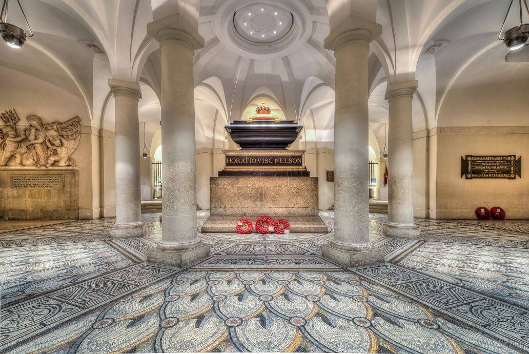 la tomba dell'ammiraglio nelson