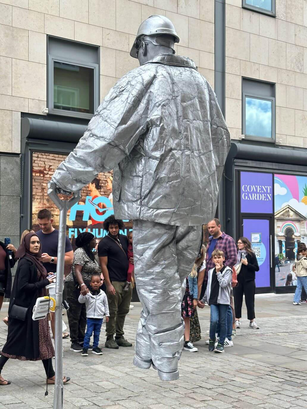 artista di strada a covent garden