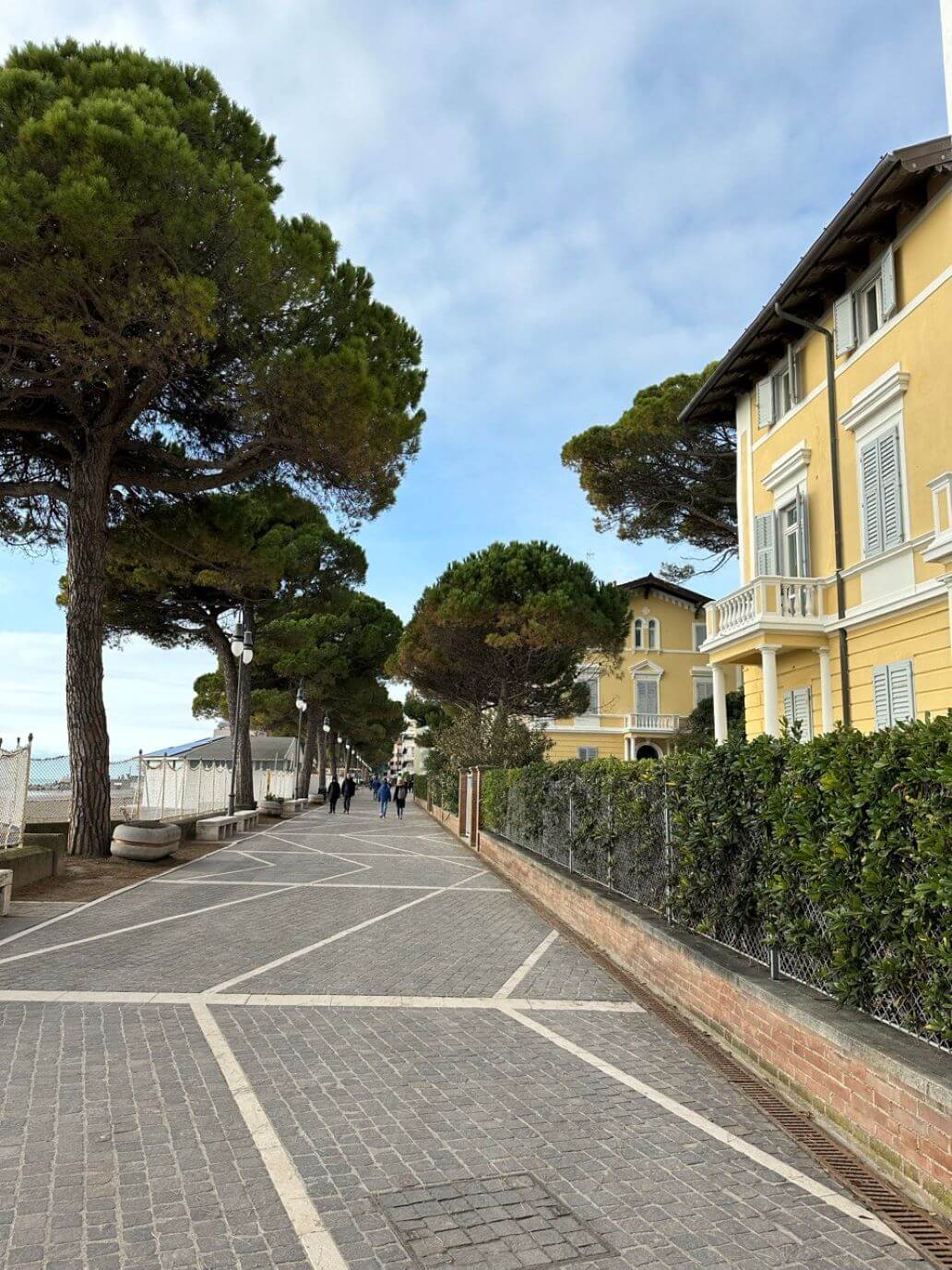 camminata lungomare nazario sauro