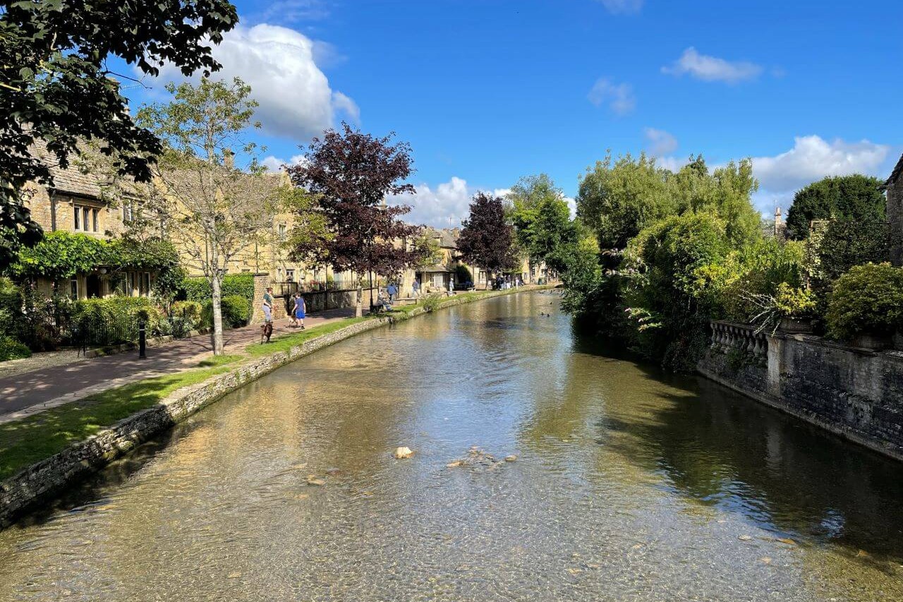 bourton-on-the-water villaggio delle cotswolds