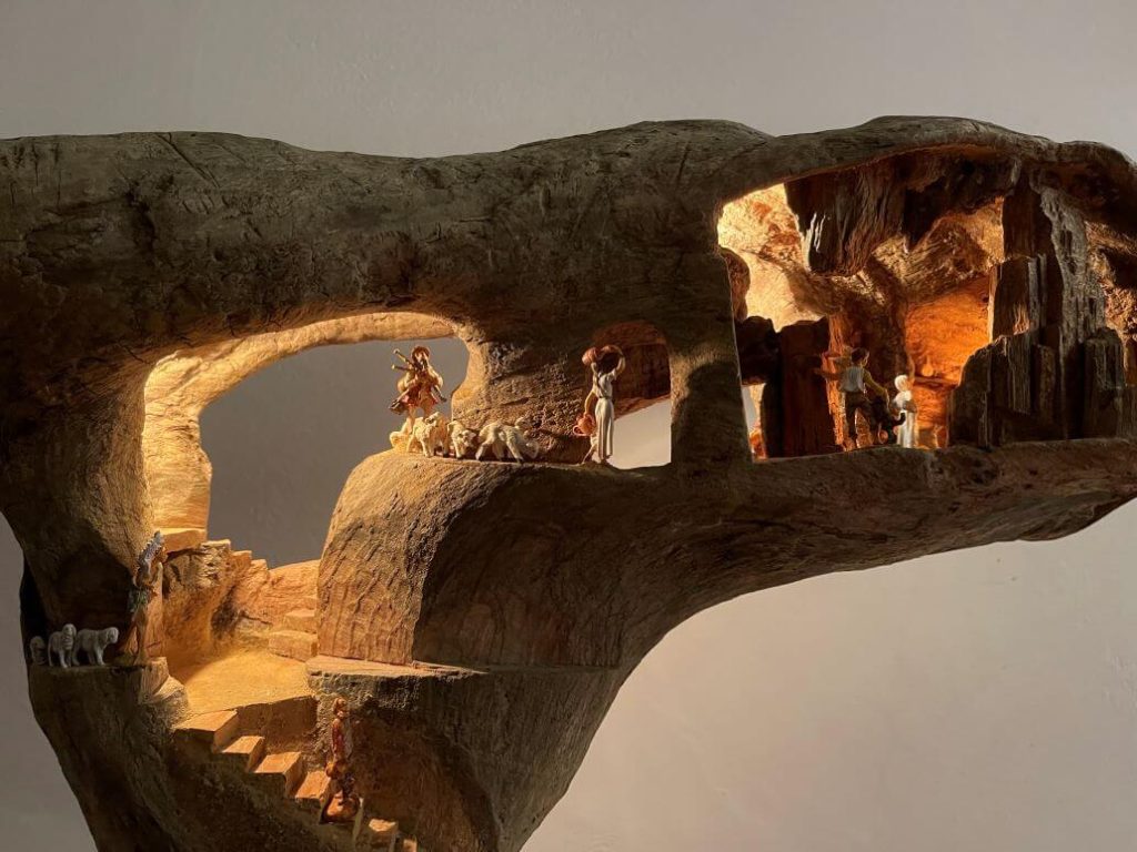 rappresentazione di un presepe ai mercatini di natale a urbino