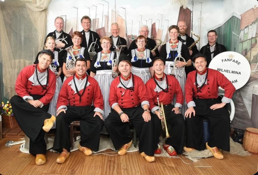 experience volendam