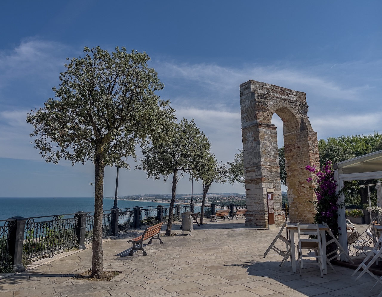 il belvedere della piazzetta di numana